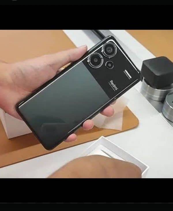 Redmi Note 13 Pro+ 5G (12GB - 512GB) 2