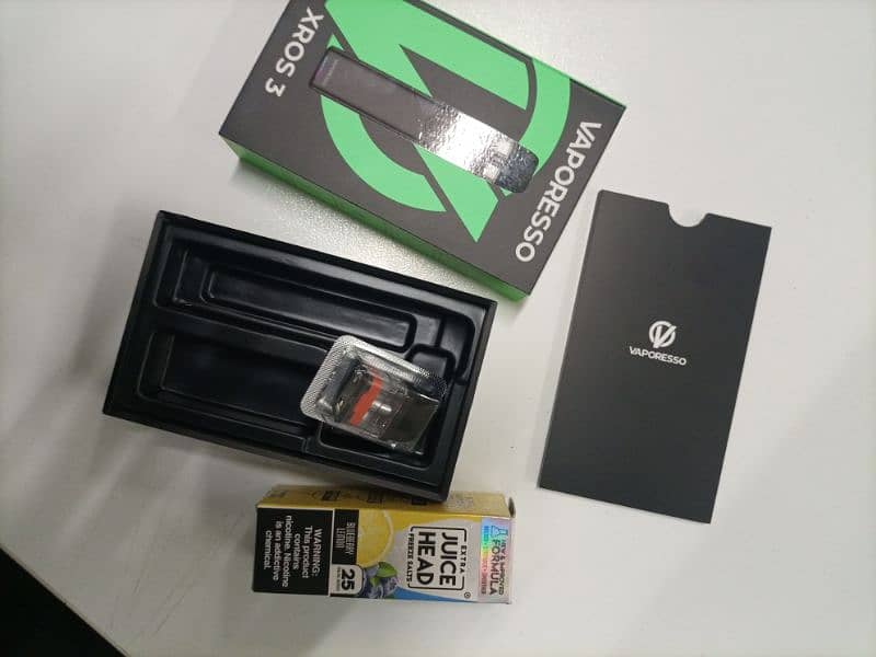 Vaporesso 3 Pod Kit 1