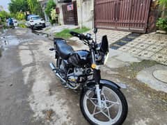 Suzuki GS150 for sale in mint condition.