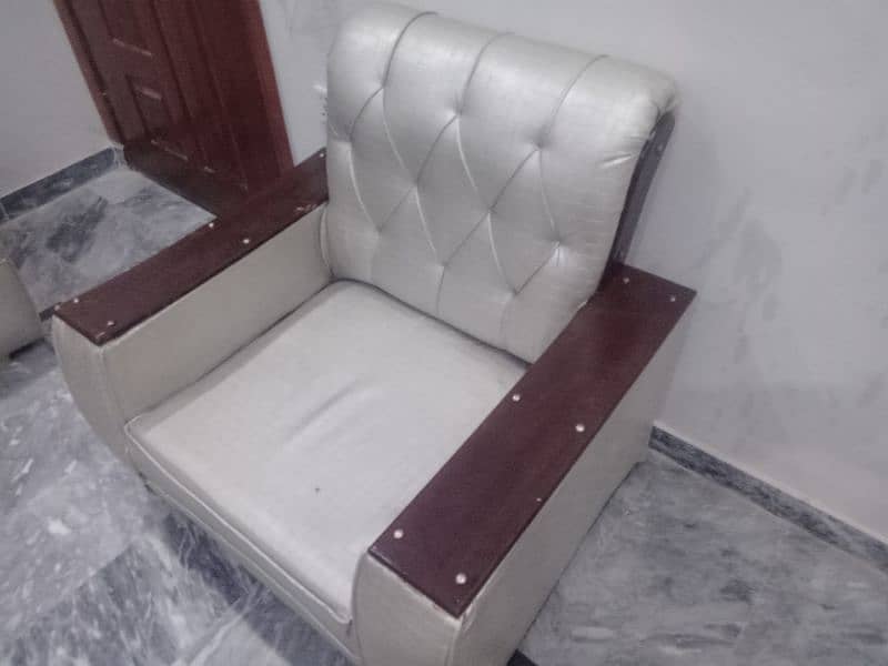 Sofa Set 5 seater 3