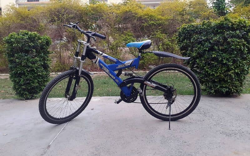 Chicago mountain-super bike with gears and disc in very good condition 2