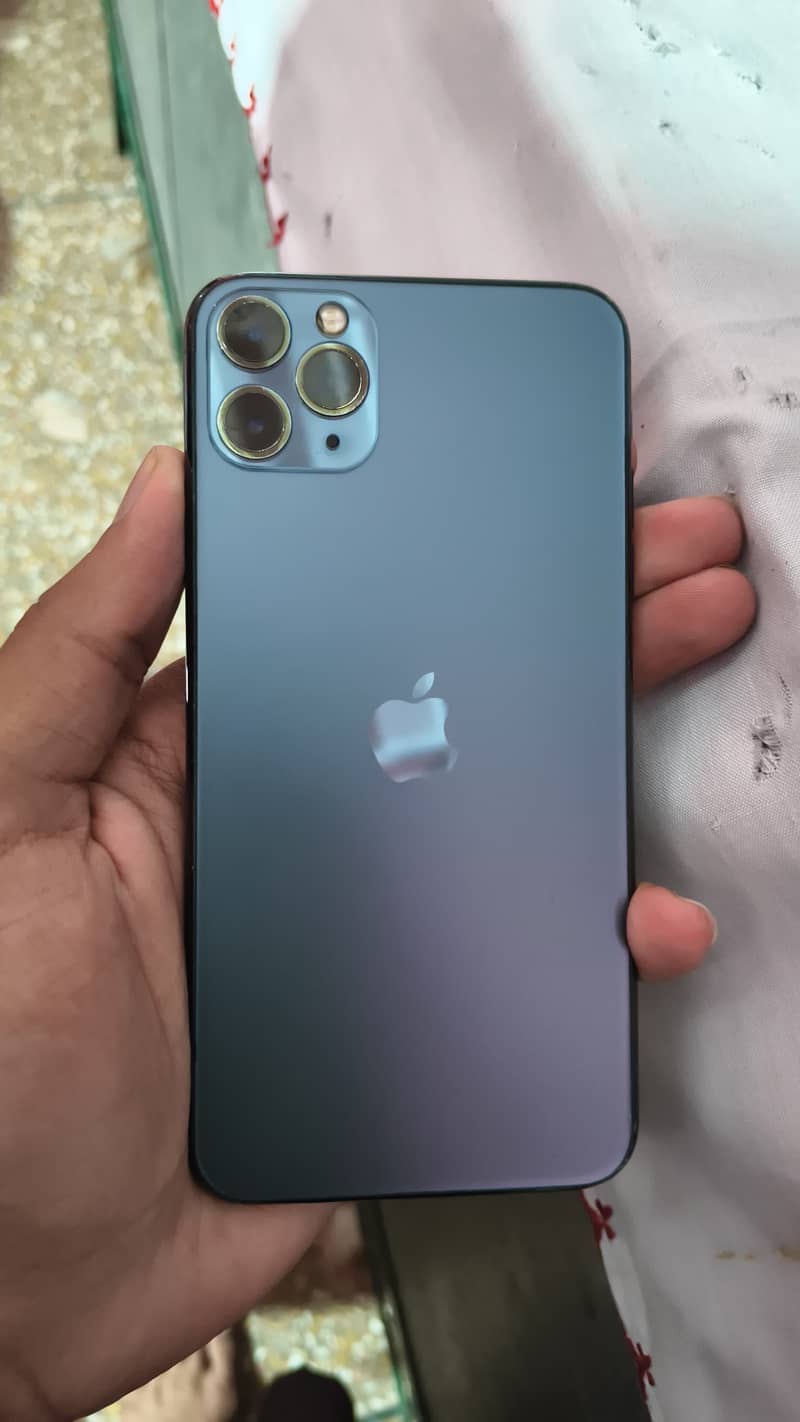 Apple iPhone 11 Pro Max 5