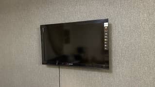 Sony made 39 inch screen for sale