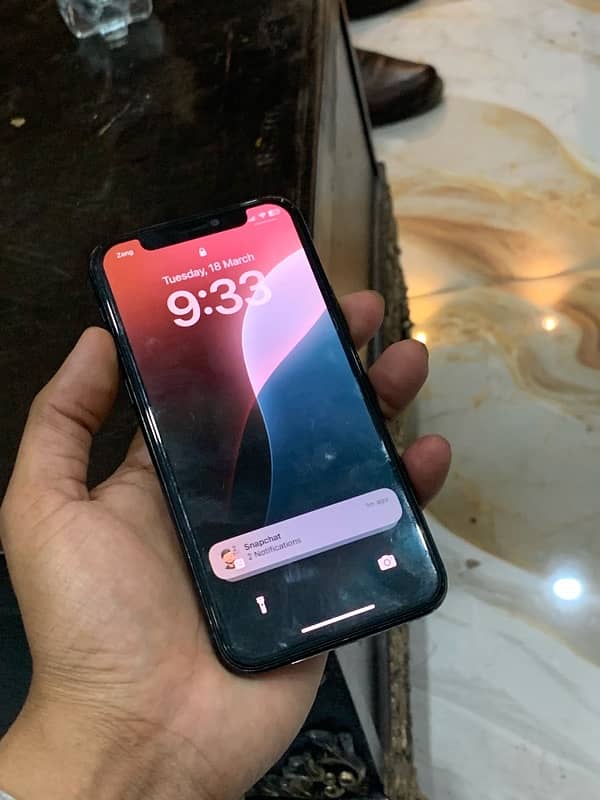 Iphone 11 pro PTA 2