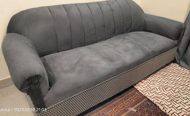 5 seated sofa urgent sale 1