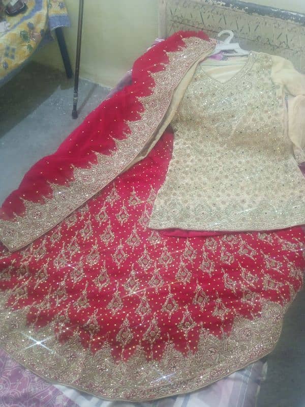 lehnga urgent for sale 1