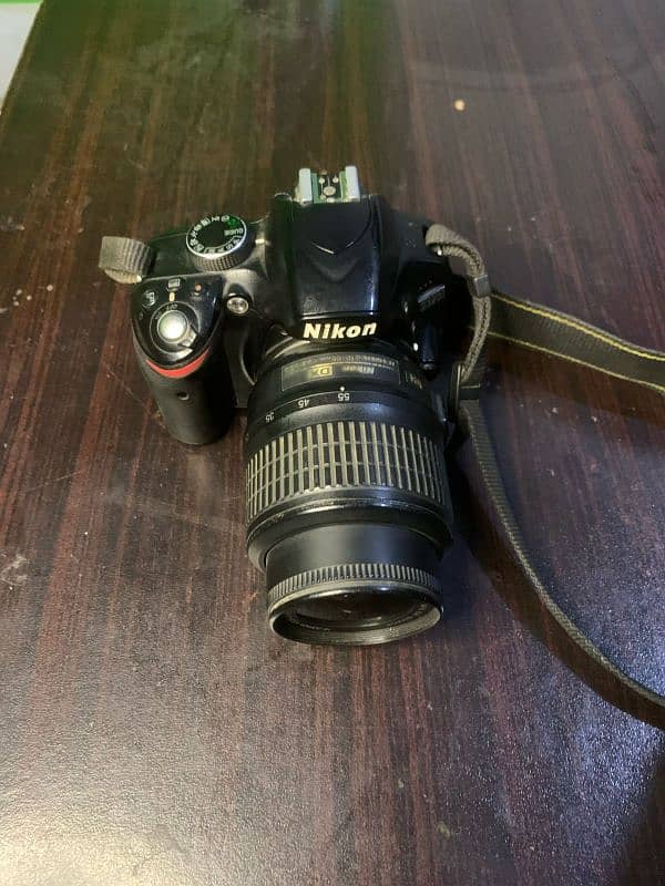 DSLR Nikon D3200 0