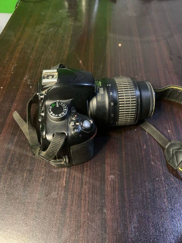 DSLR Nikon D3200 2