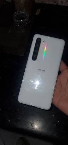 Aquos R5 256gb