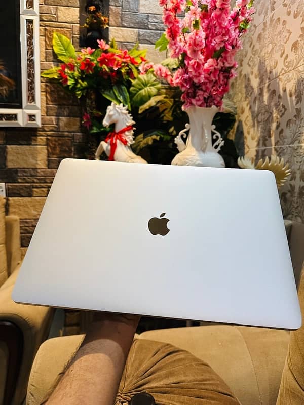 Macbook Pro 2019 6