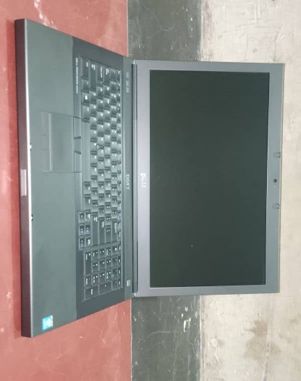 Dell precision M6800 11