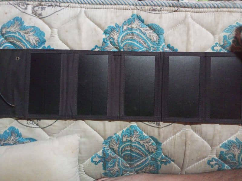 Imported solar charger good condition 0