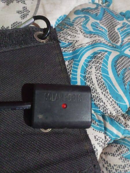 Imported solar charger good condition 1