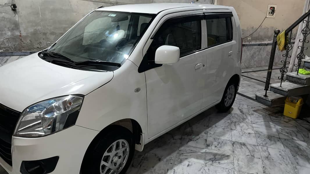 Suzuki Wagon R 2018 3