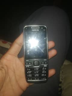 Nokia E52