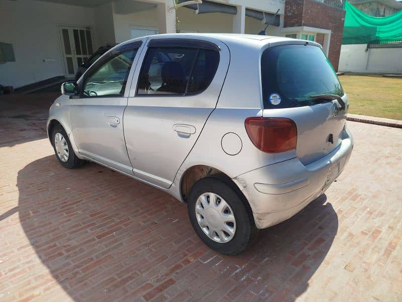 Toyota Vitz 2003 1500cc 5