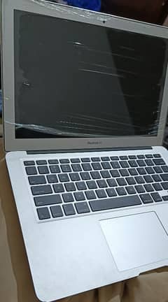 macbook air 2017 10 by 10 condition