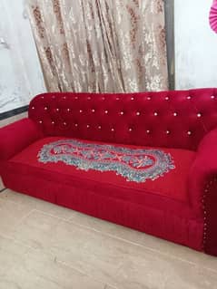 5 seater sofa set with free table