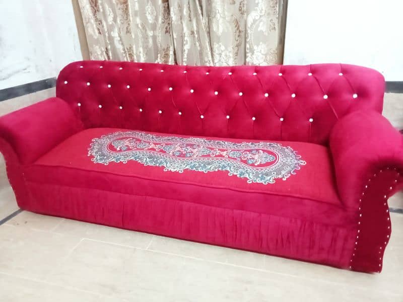 5 seater sofa set with free table 1