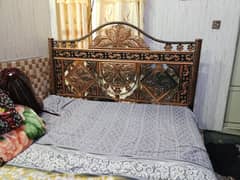 king size iron bed, good condition