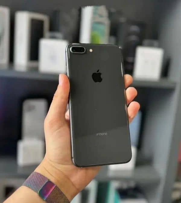 apple iphone 8 pluse 2