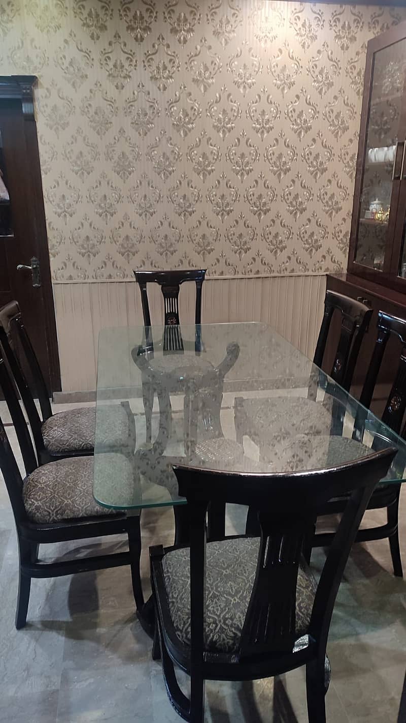 Elegant Dining Table with  6 Chairs 7