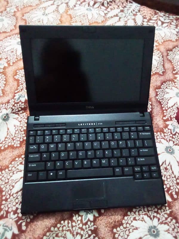 Dell latitude laptop 0