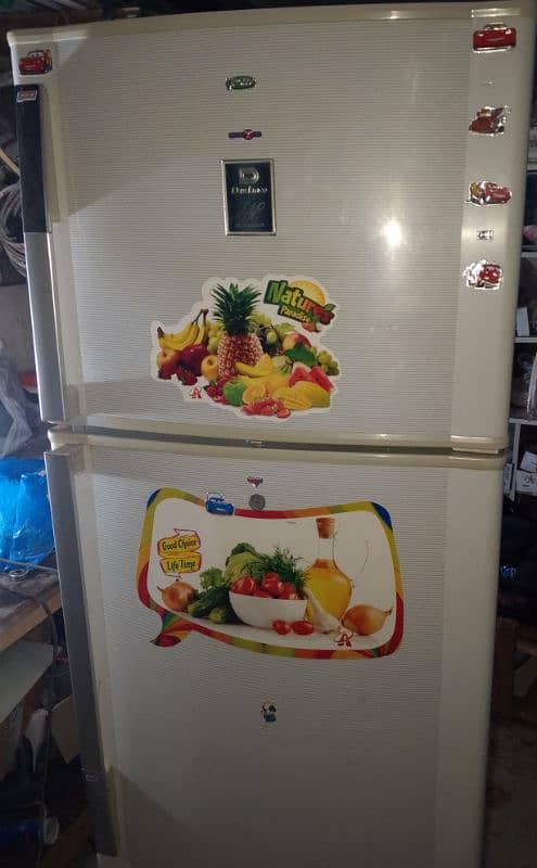Dawlance  fridge for sale 9/10 03032688064 0