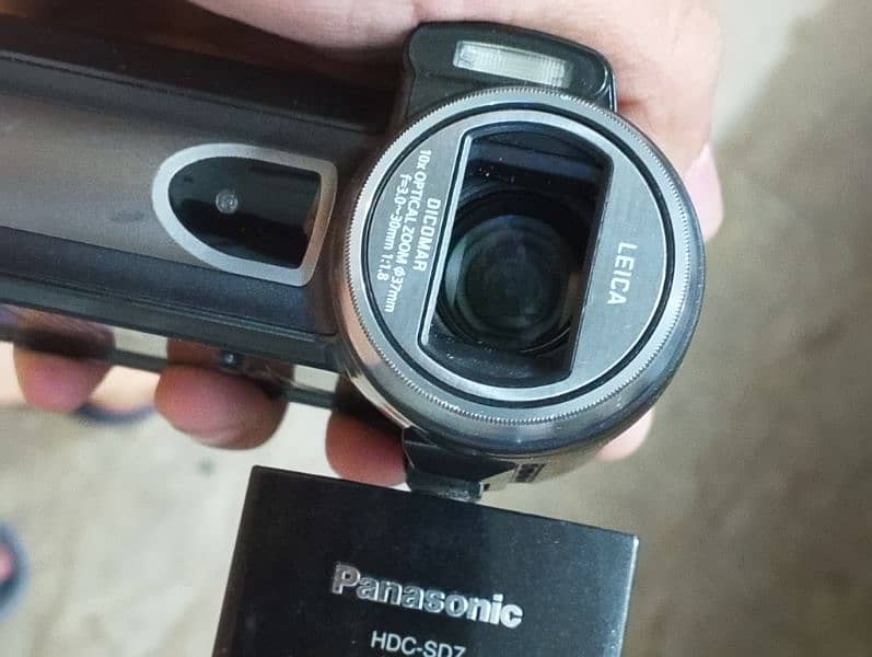 Panasonic HDC-SD7 GOOD CONDITION urgent sale 1