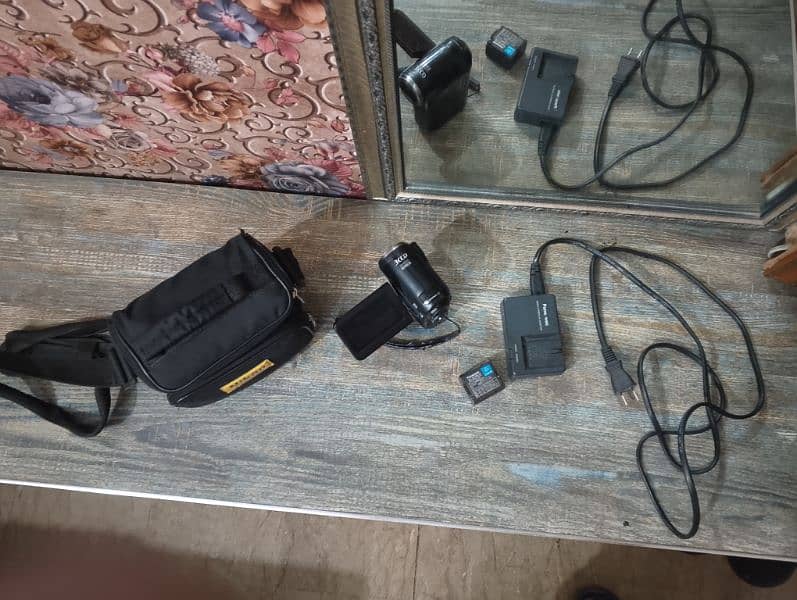 Panasonic HDC-SD7 GOOD CONDITION urgent sale 14