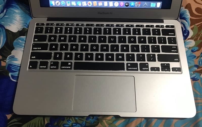 Apple MacBook Air 2015 1