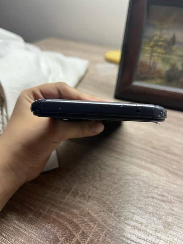 Redmi 8 4