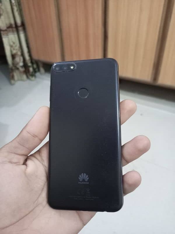 Huawei Y7 Prime 1