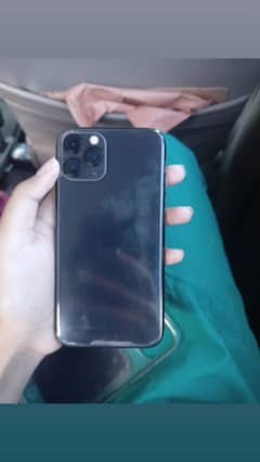 iPhone 11 pro Rs 60K