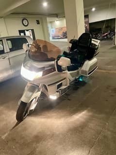 For Sale: 1996 Honda Gold Wing SE – Luxury Touring Bike