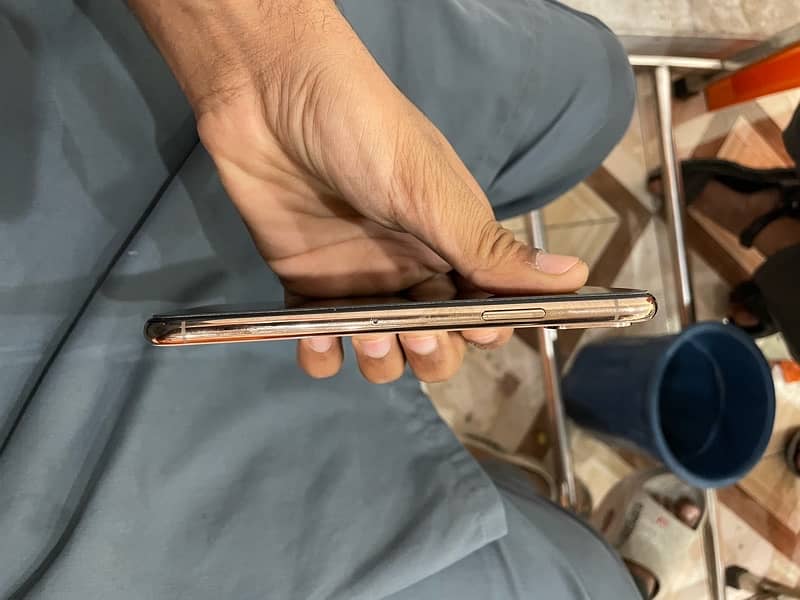 iPhone XS non pta 2