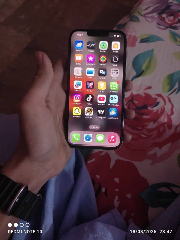 iPhone 13pro 128 gb 5