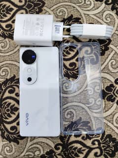 Vivo V40 5G Only Active