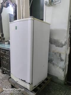 pel refrigerator