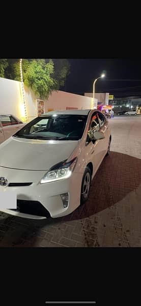 Toyota Prius 2014 3