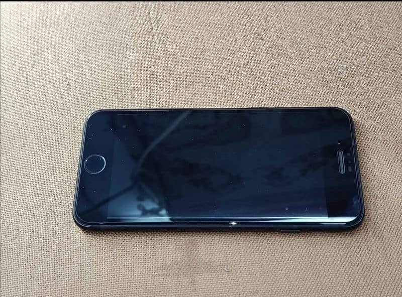 iphone SE 64 Gb 3