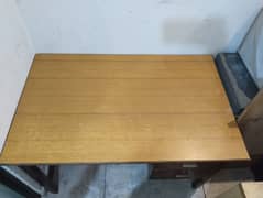 Computer/Laptop, Study Table for Sale in Perfect condition