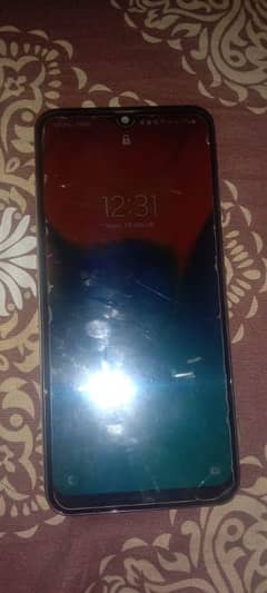 8/10 Samsung A30 4/64 with BOX only