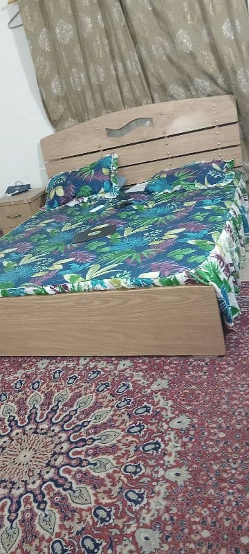 king size bed for sale 1