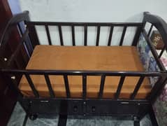 baby cot