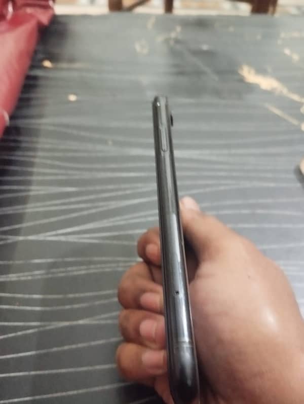 iPhone XR PTA 2