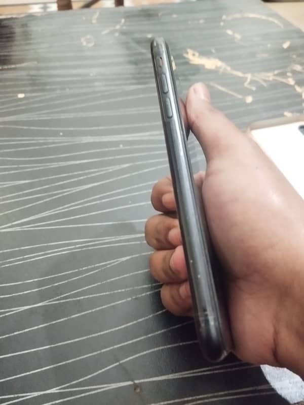iPhone XR PTA 4