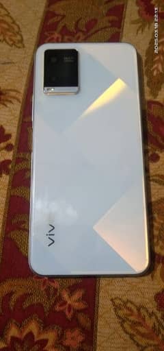 Vivo y21 (4/64) with box