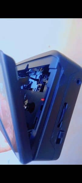 new walkman cassette player daba band condition pinpack ke sath