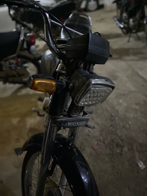 Honda CD70 1
